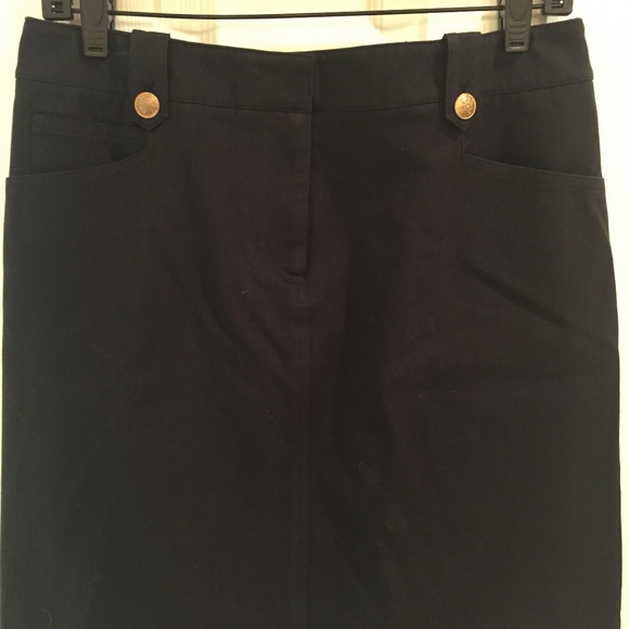 J Mclaughlin black skirt w/ gold accent buttons  size 8 - Picture 1 of 6